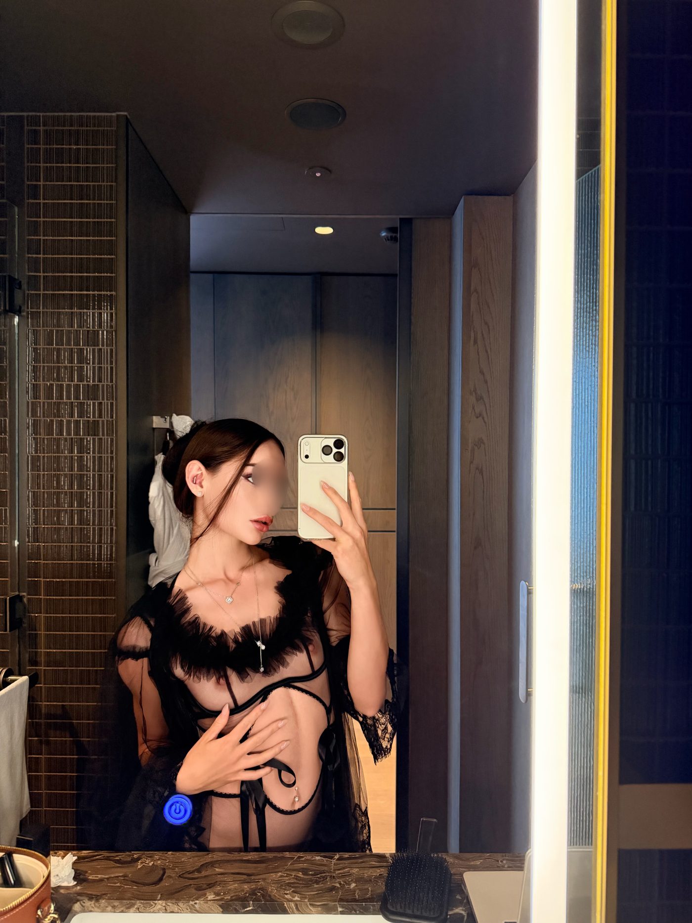 Irina, an unguarded evening selfie